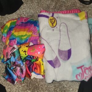 Colorful JoJo Siwa Blanket and Hair Bows Set